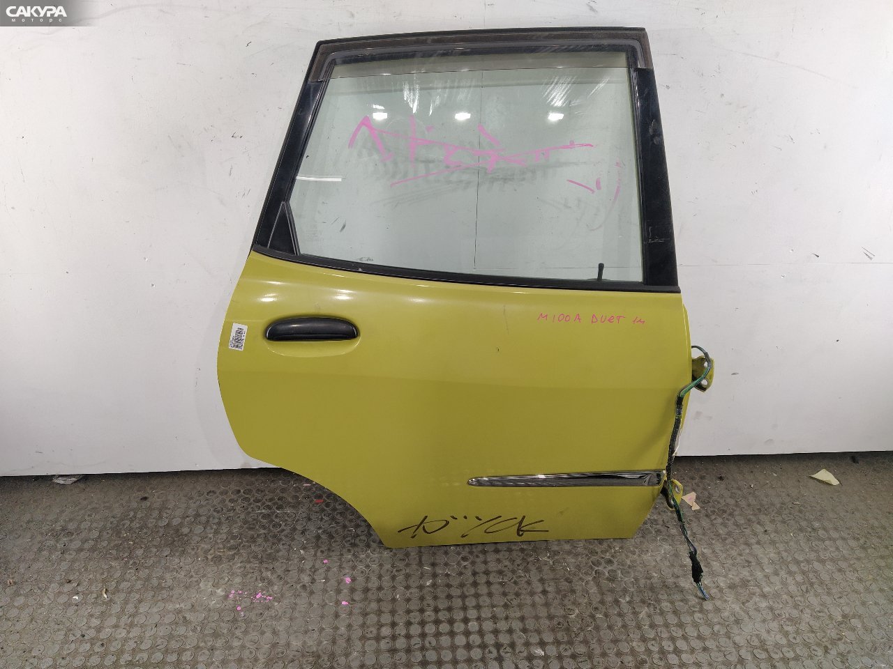 Дверь боковая задняя правая Toyota Duet M100A EJ-DE: купить в Сакура Красноярск.