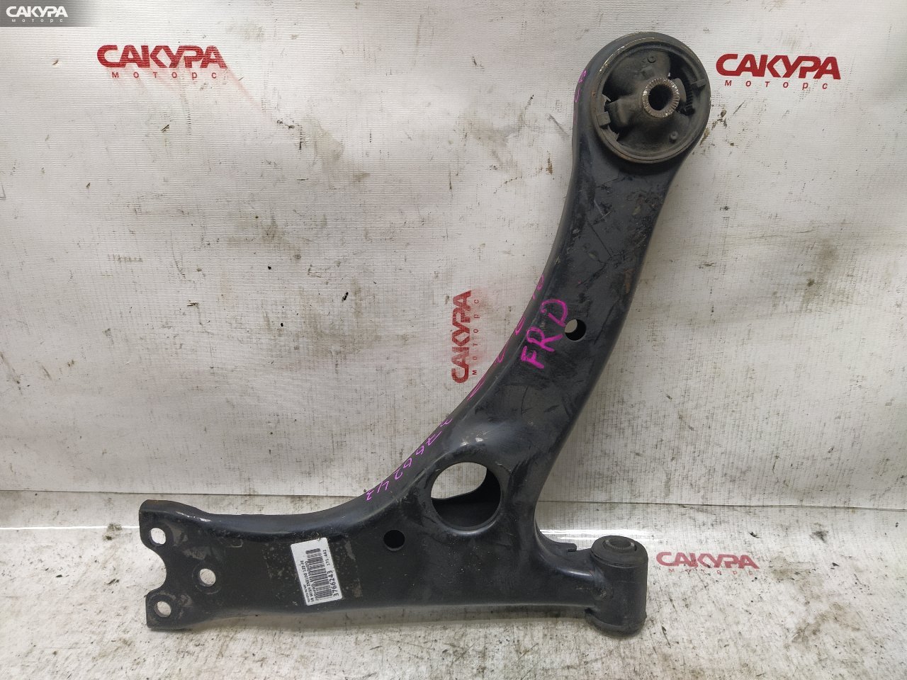 Рычаг подвески передний правый Toyota Wish ZNE10G 1ZZ-FE: купить в Сакура Красноярск.
