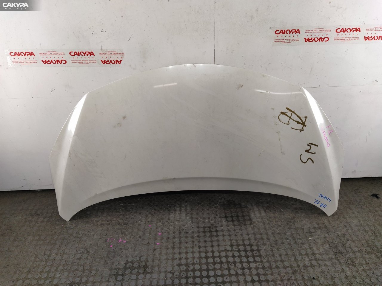 Капот Nissan Note E12 HR12DDR: купить в Сакура Красноярск.