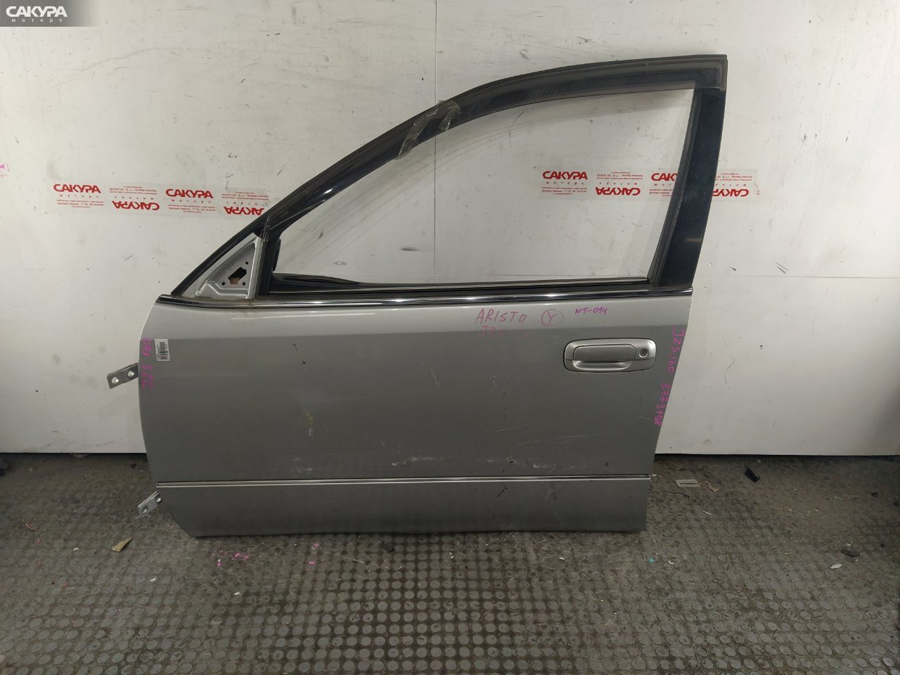Дверь боковая передняя левая Toyota Aristo JZS160 2JZ-GE: купить в Сакура Красноярск.
