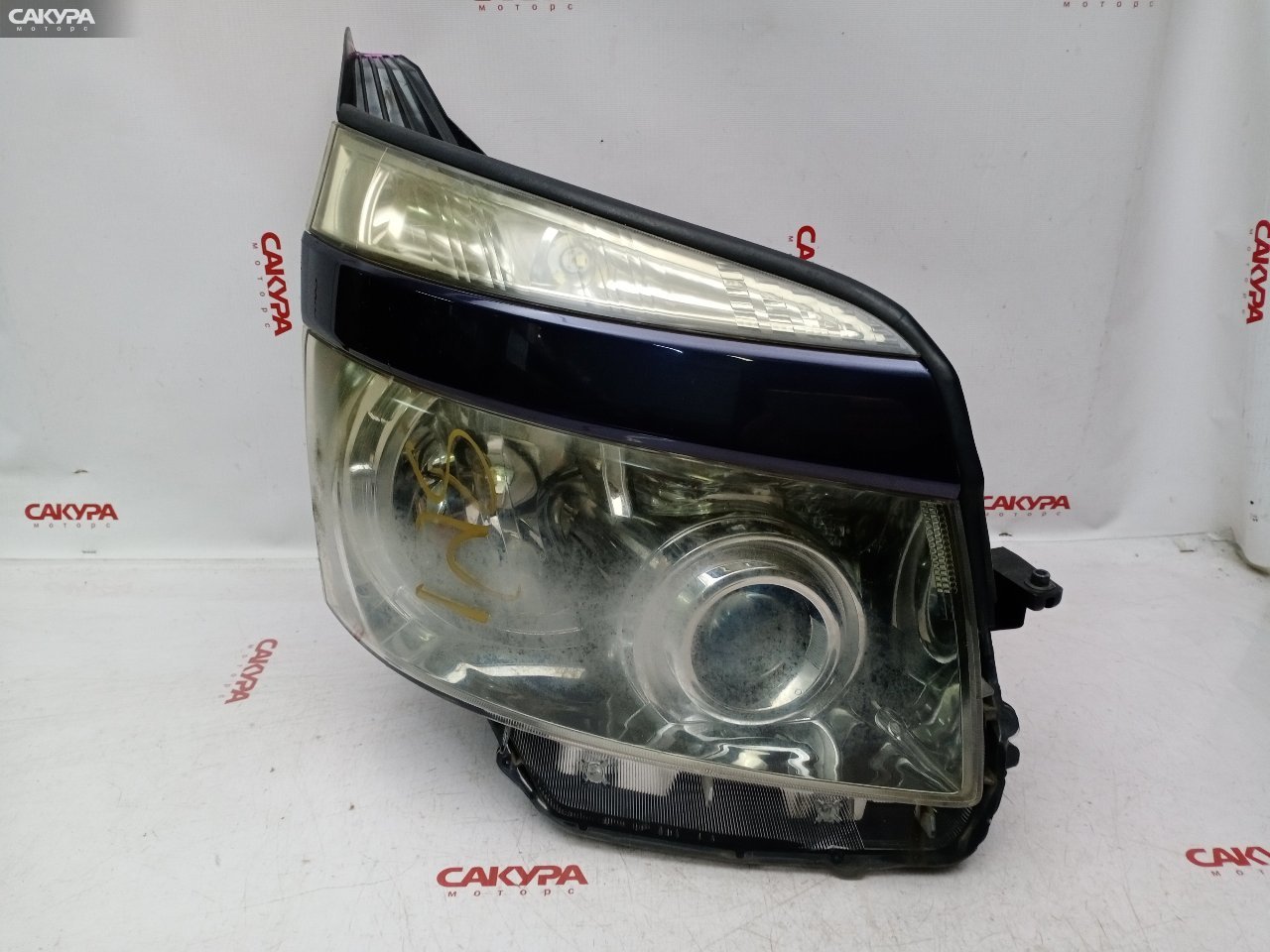Фара правая Toyota Voxy ZRR75W 3ZR-FE 28-203: купить в Сакура Красноярск.