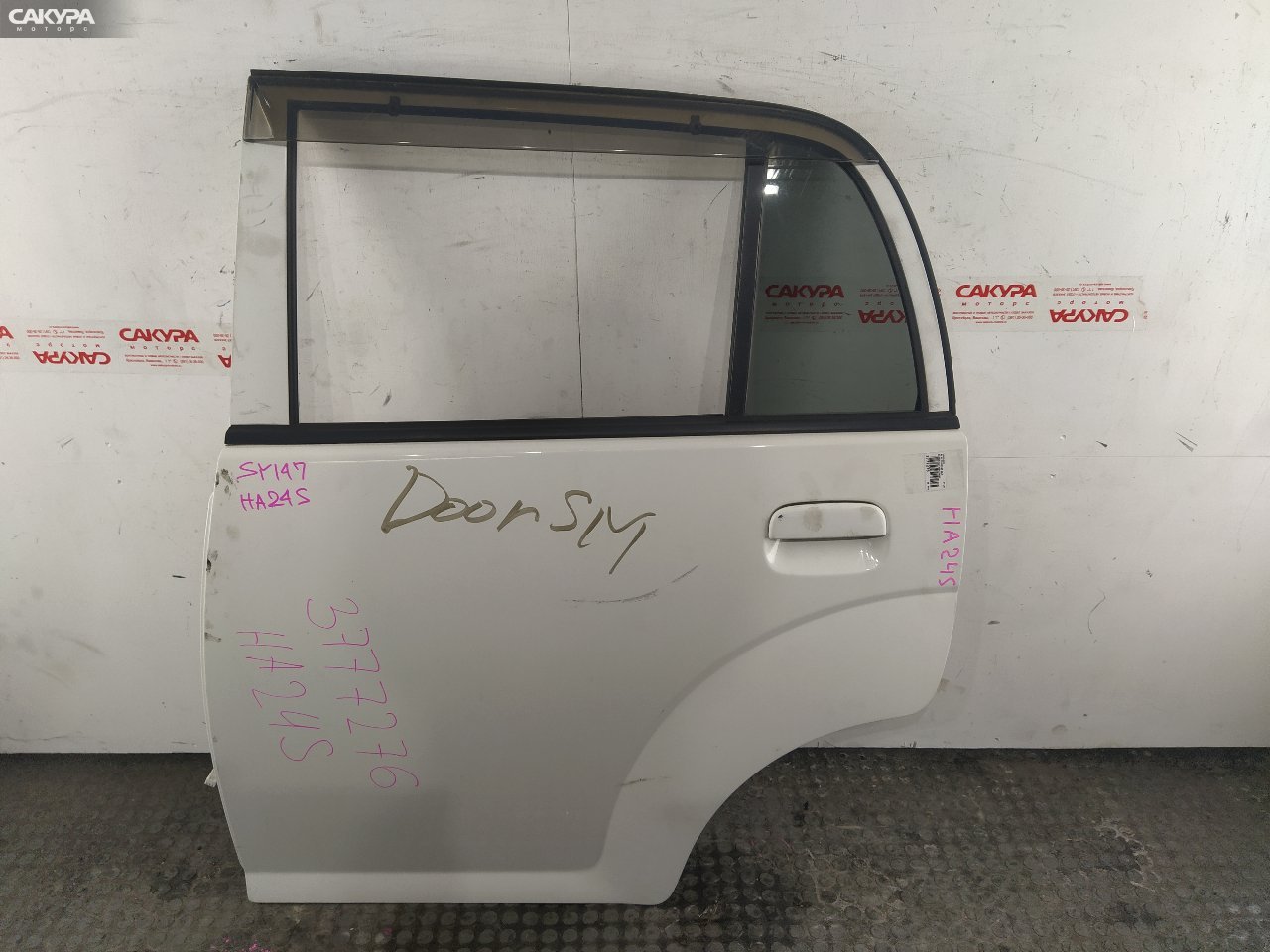 Дверь боковая задняя левая Suzuki Alto HA24S K6A: купить в Сакура Красноярск.