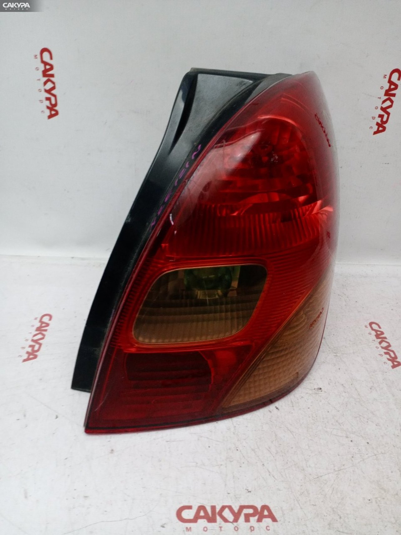 Фонарь стоп-сигнала правый Toyota Corolla Spacio NZE121N 1NZ-FE 13-69: купить в Сакура Красноярск.