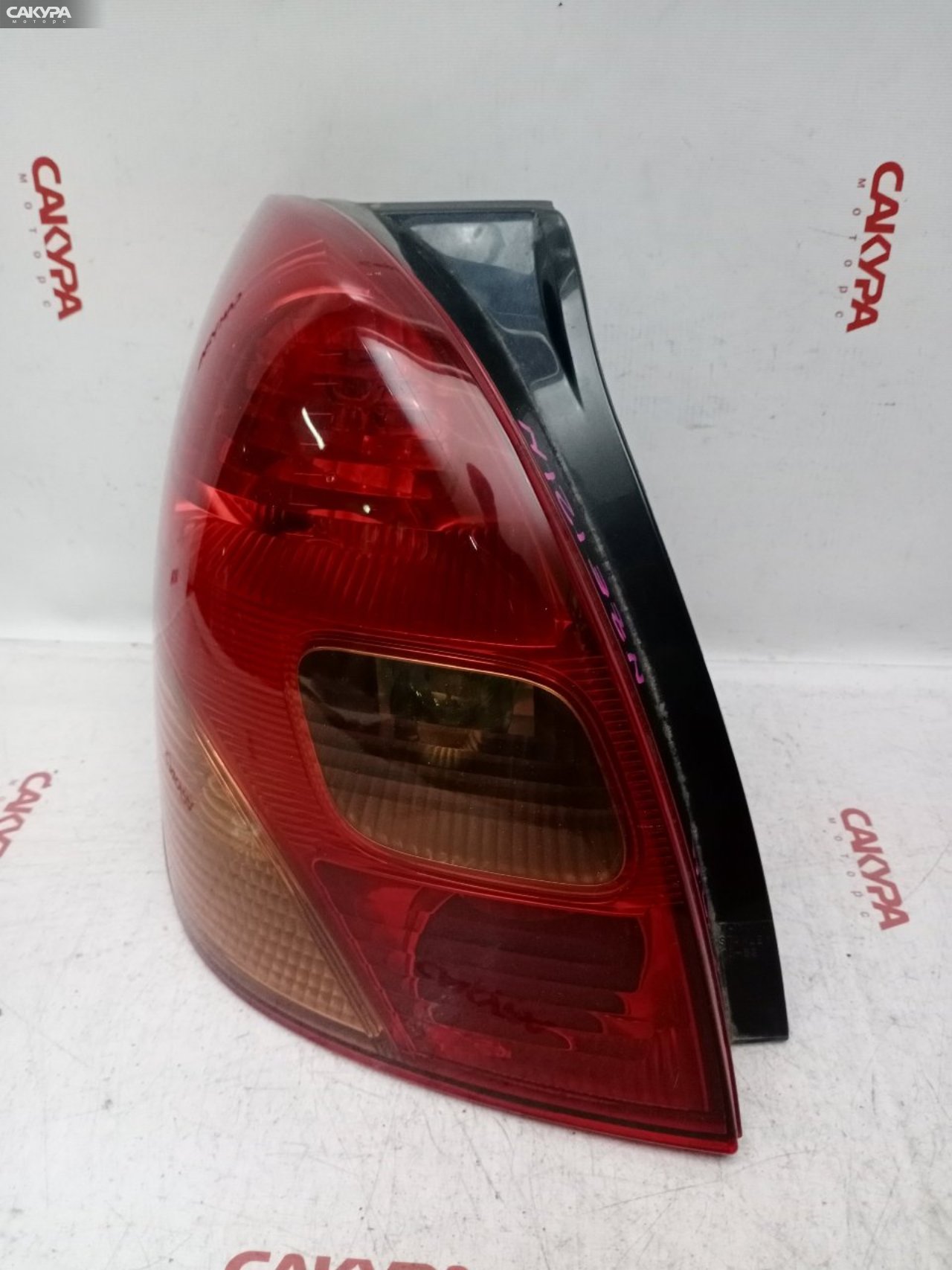 Фонарь стоп-сигнала левый Toyota Corolla Spacio NZE121N 1NZ-FE 13-69: купить в Сакура Красноярск.