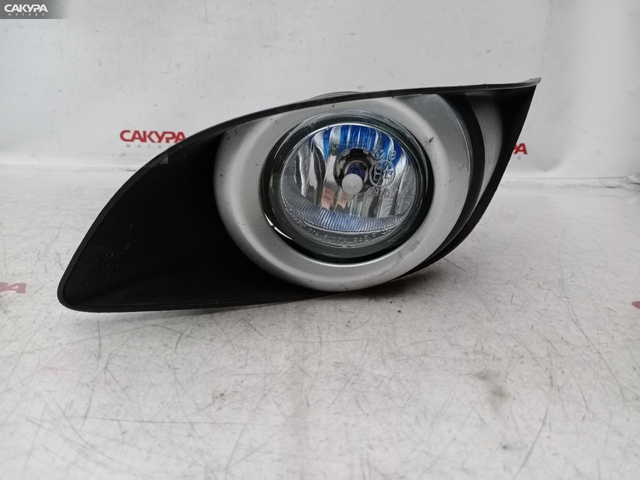 Фара противотуманная левая Mazda MPV LW3W 114-61009: купить в Сакура Красноярск.