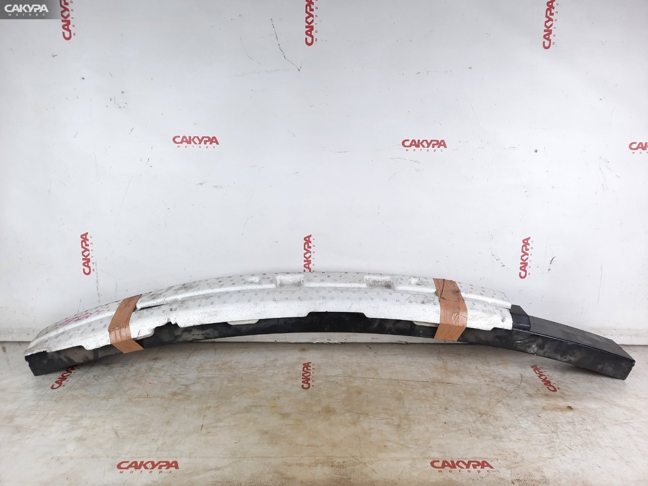 Усилитель бампера передний Toyota Aristo JZS160 2JZ-GE: купить в Сакура Красноярск.