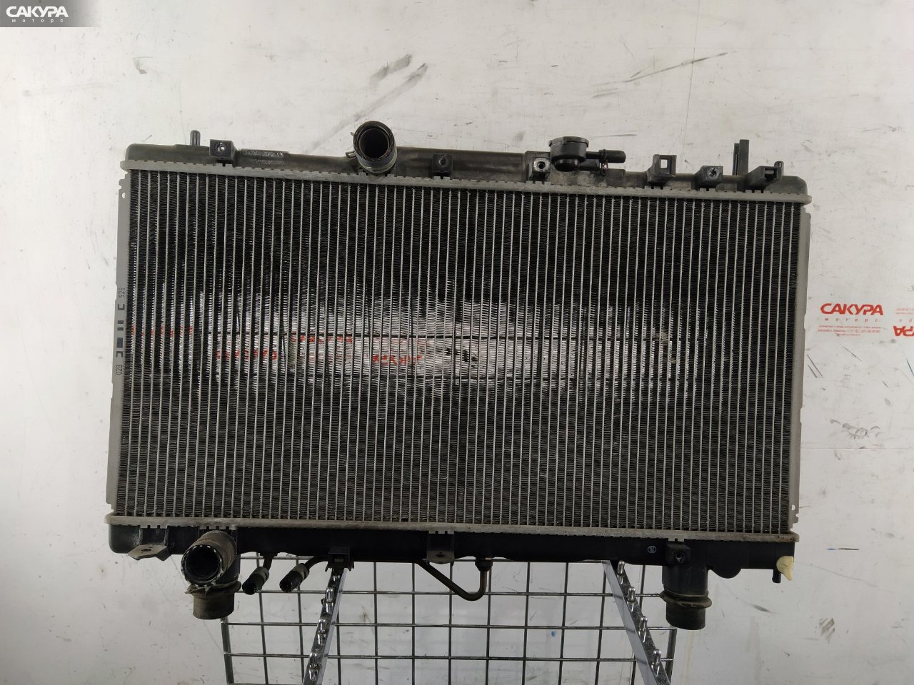 Радиатор двигателя Toyota Carina AT212 5A-FE: купить в Сакура Красноярск.
