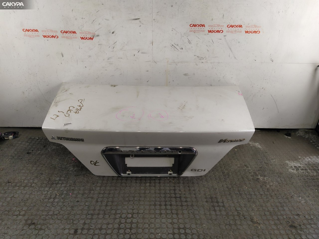Крышка багажника Mitsubishi Galant EA7A 4G94: купить в Сакура Красноярск.
