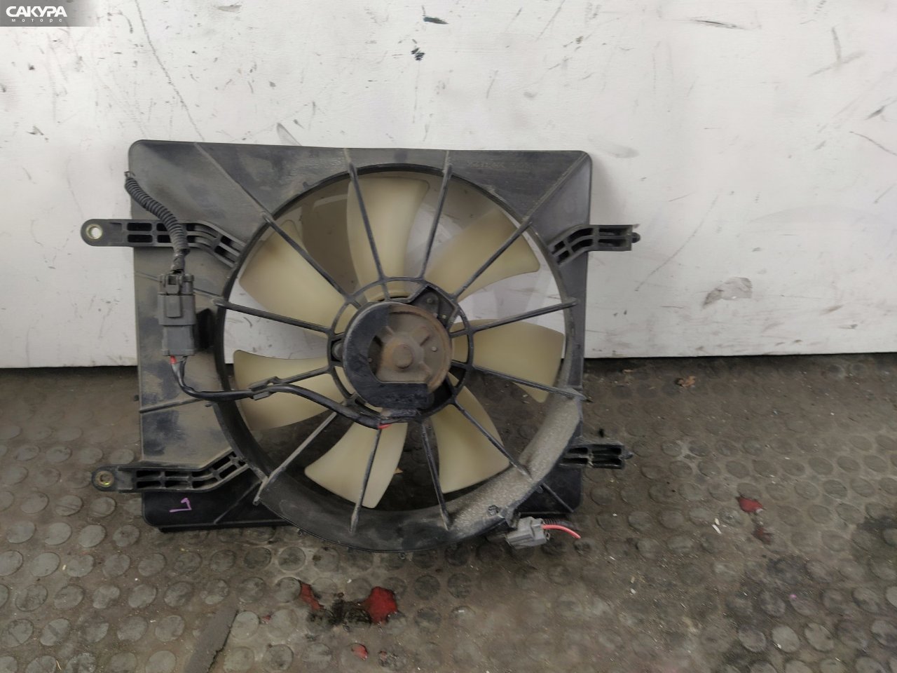 Вентилятор радиатора двигателя левый Honda Stream RN1 D17A: купить в Сакура Красноярск.