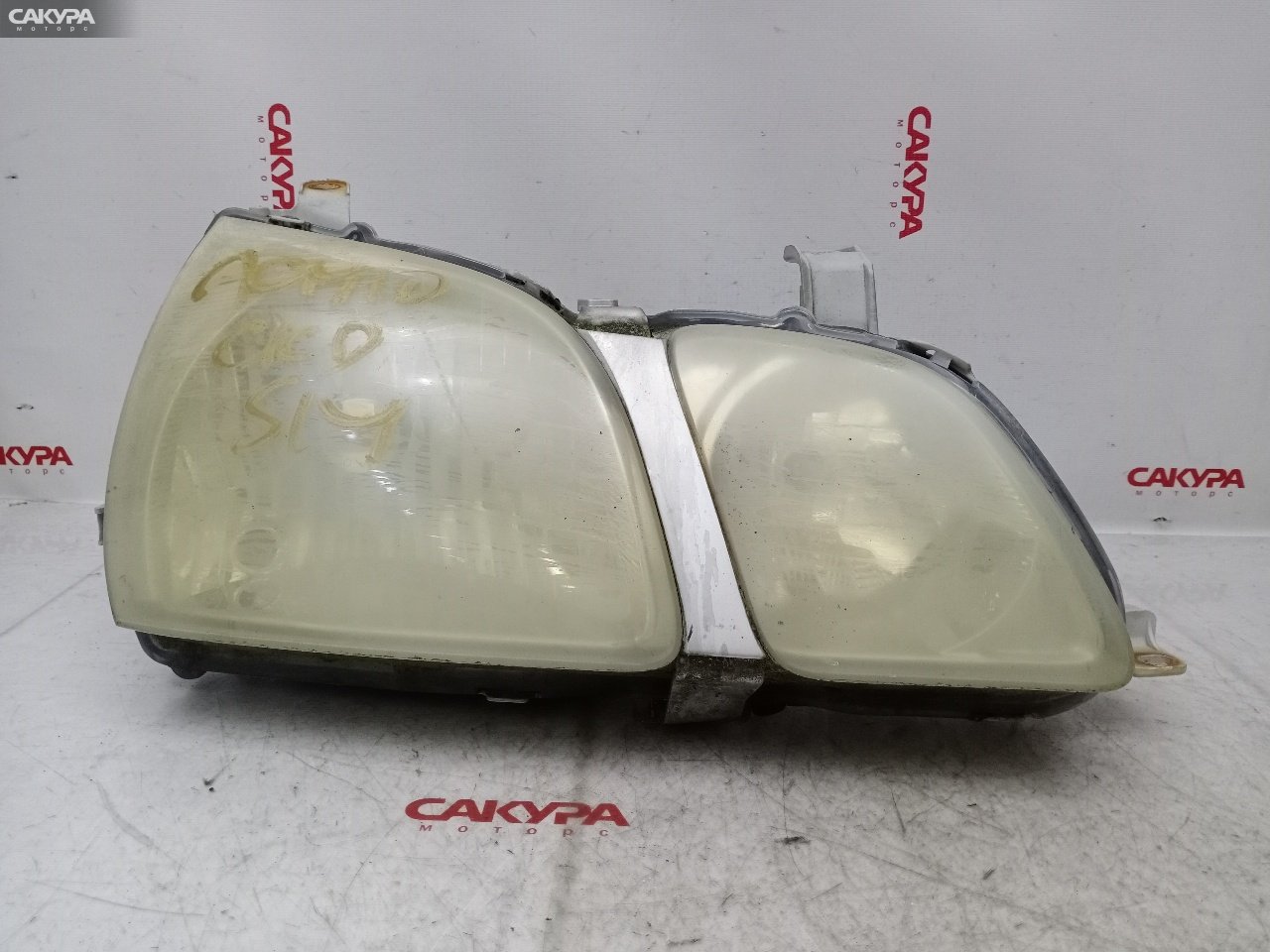 Фара правая Toyota Gaia ACM10G 1AZ-FSE 44-48: купить в Сакура Красноярск.