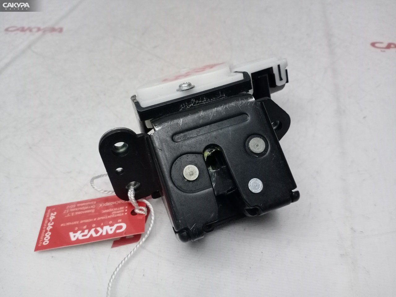 Замок багажника Mazda Demio DE3FS ZJ-VE: купить в Сакура Красноярск.