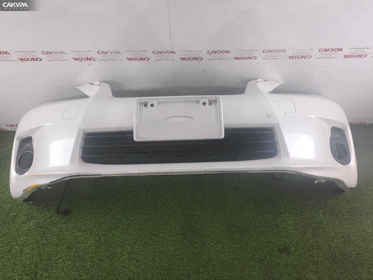 Бампер передний Lexus CT200H ZWA10 2ZR-FXE A4Y1: купить в Сакура Красноярск.