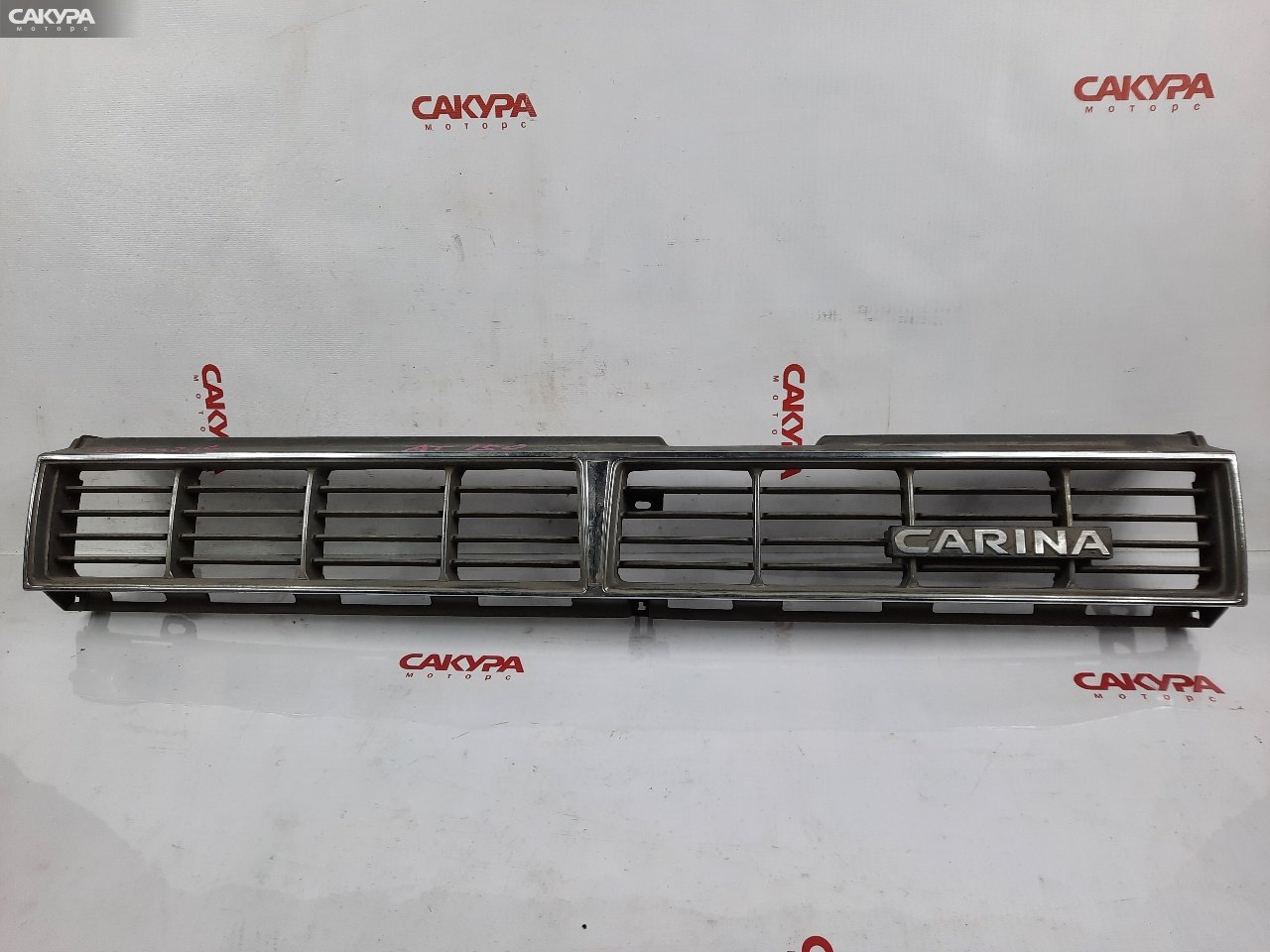 Решетка радиатора Toyota Carina AT150: купить в Сакура Красноярск.