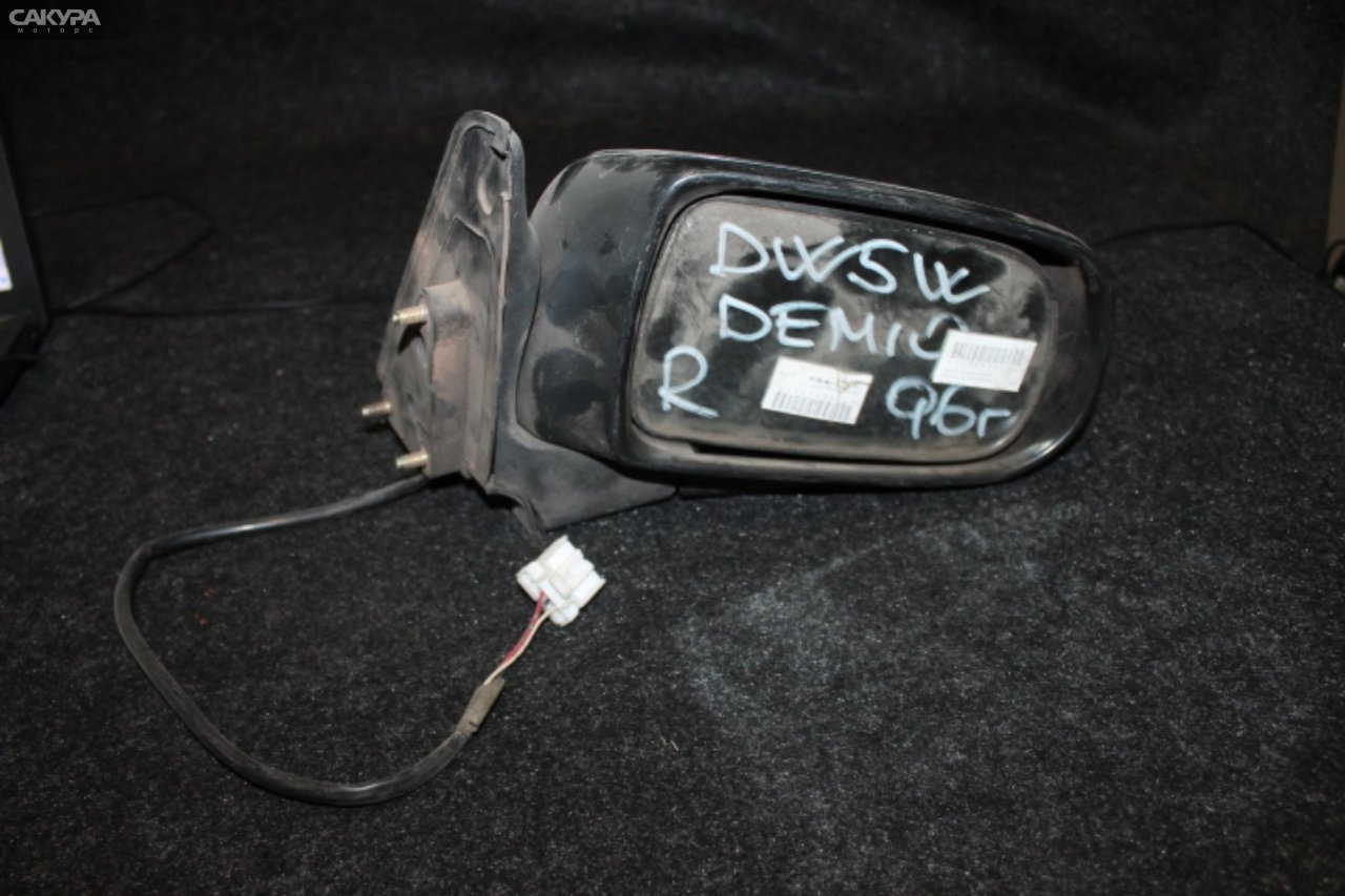 Зеркало боковое правое Mazda Demio DW5W B5-E: купить в Сакура Красноярск.