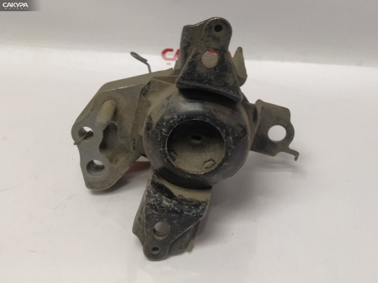 Подушка двигателя правая Toyota Vitz NCP10 2NZ-FE: купить в Сакура Красноярск.