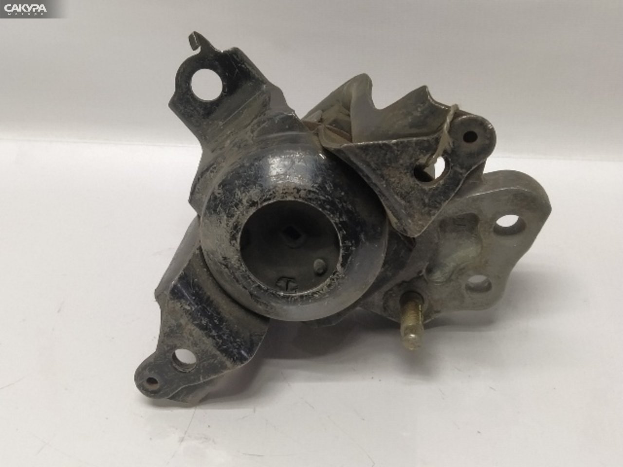 Подушка двигателя правая Toyota Vitz NCP10 2NZ-FE: купить в Сакура Красноярск.