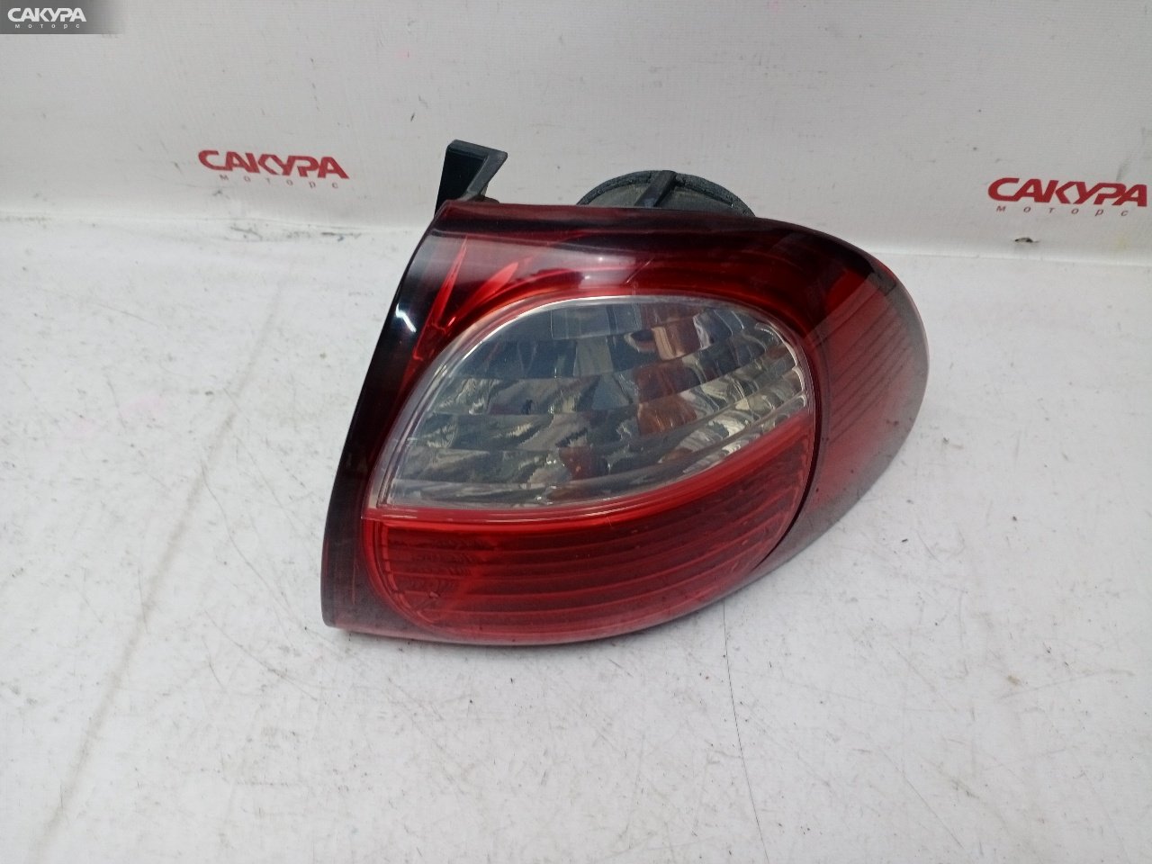 Фонарь стоп-сигнала правый Toyota Caldina ST210G 3S-FE 21-50: купить в Сакура Красноярск.