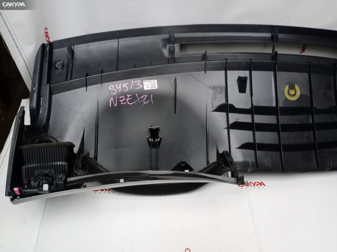 Панель передняя в салон Toyota Allex NZE121 1NZ-FE: купить в Сакура Красноярск.