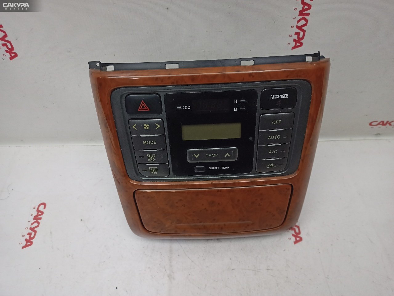 Блок управления климат-контролем Toyota Gaia ACM10G 1AZ-FSE: купить в Сакура Красноярск.
