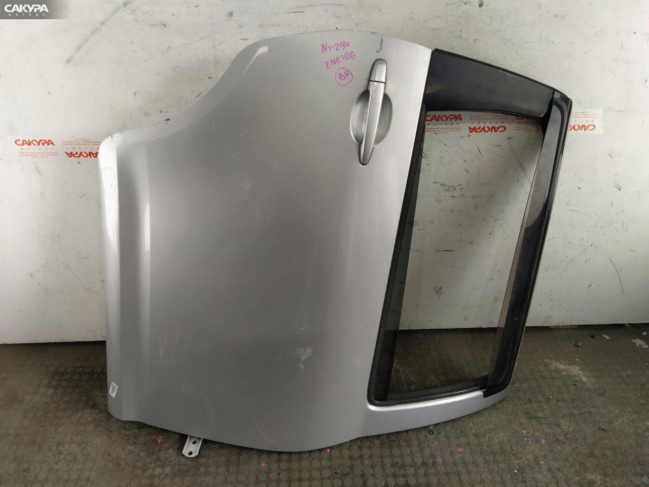 Дверь боковая задняя правая Toyota Wish ZNE10G 1ZZ-FE: купить в Сакура Красноярск.