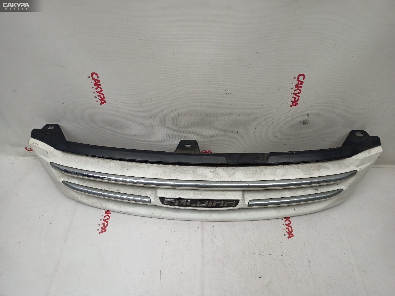 Решетка радиатора Toyota Caldina ST210G 3S-FE: купить в Сакура Красноярск.