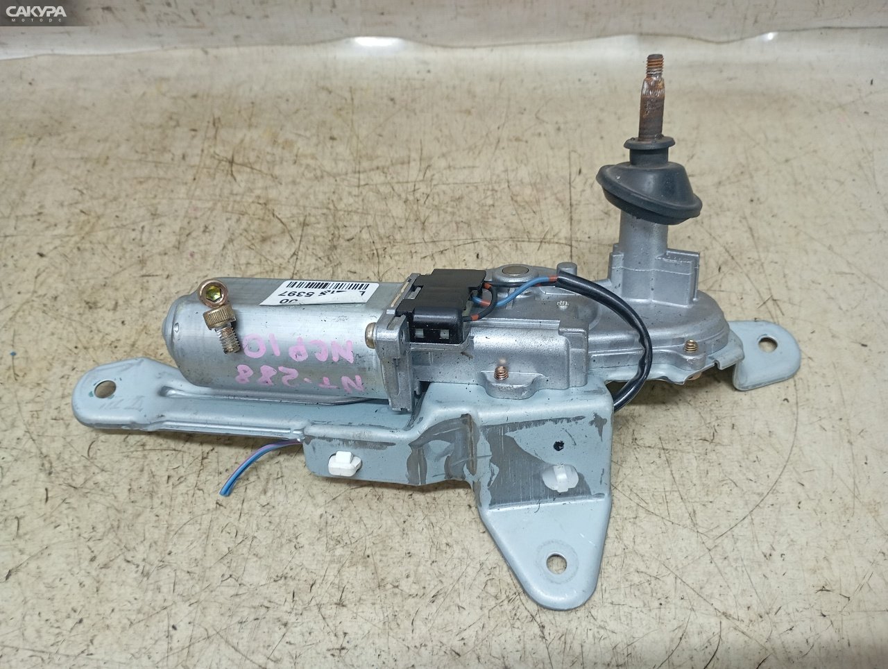 Привод дворников задний Toyota Vitz NCP10 2NZ-FE: купить в Сакура Красноярск.