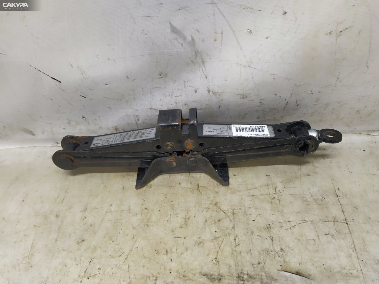 Домкрат Mazda Demio DW3W B3E: купить в Сакура Красноярск.
