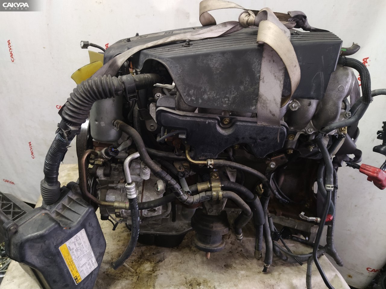 Двигатель Toyota Crown JZS175 2JZ-FSE: купить в Сакура Красноярск.