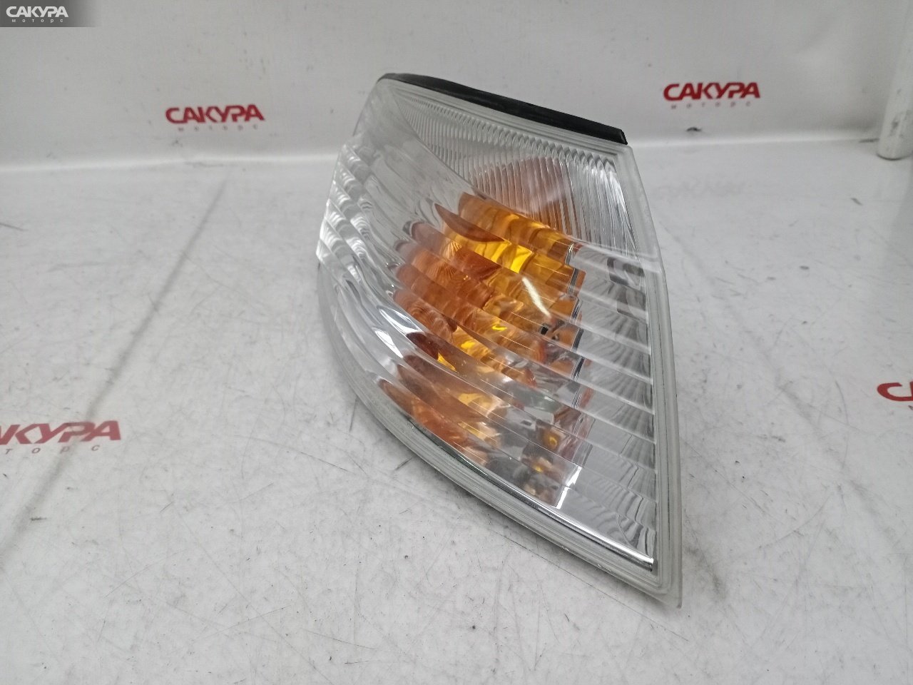 Габарит правый Toyota Mark II Qualis SXV20W 5S-FE 33-36: купить в Сакура Красноярск.