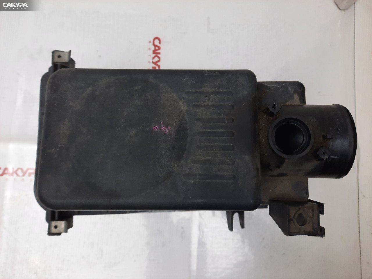 Корпус воздушного фильтра Toyota Wish ZNE10G 1ZZ-FE: купить в Сакура Красноярск.