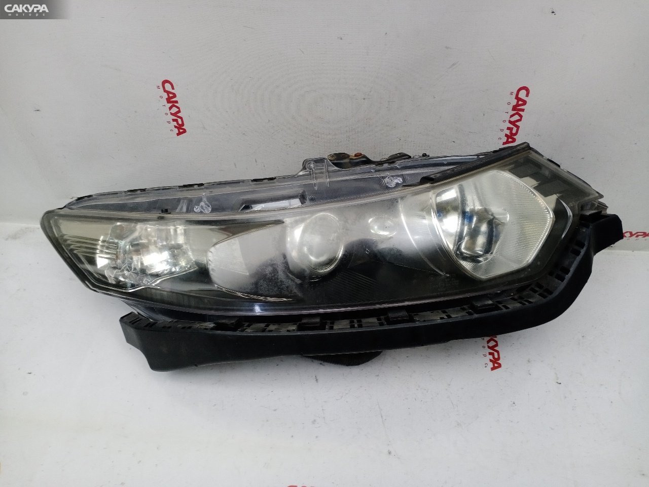 Фара правая Honda Accord CU2 K24A P7566: купить в Сакура Красноярск.