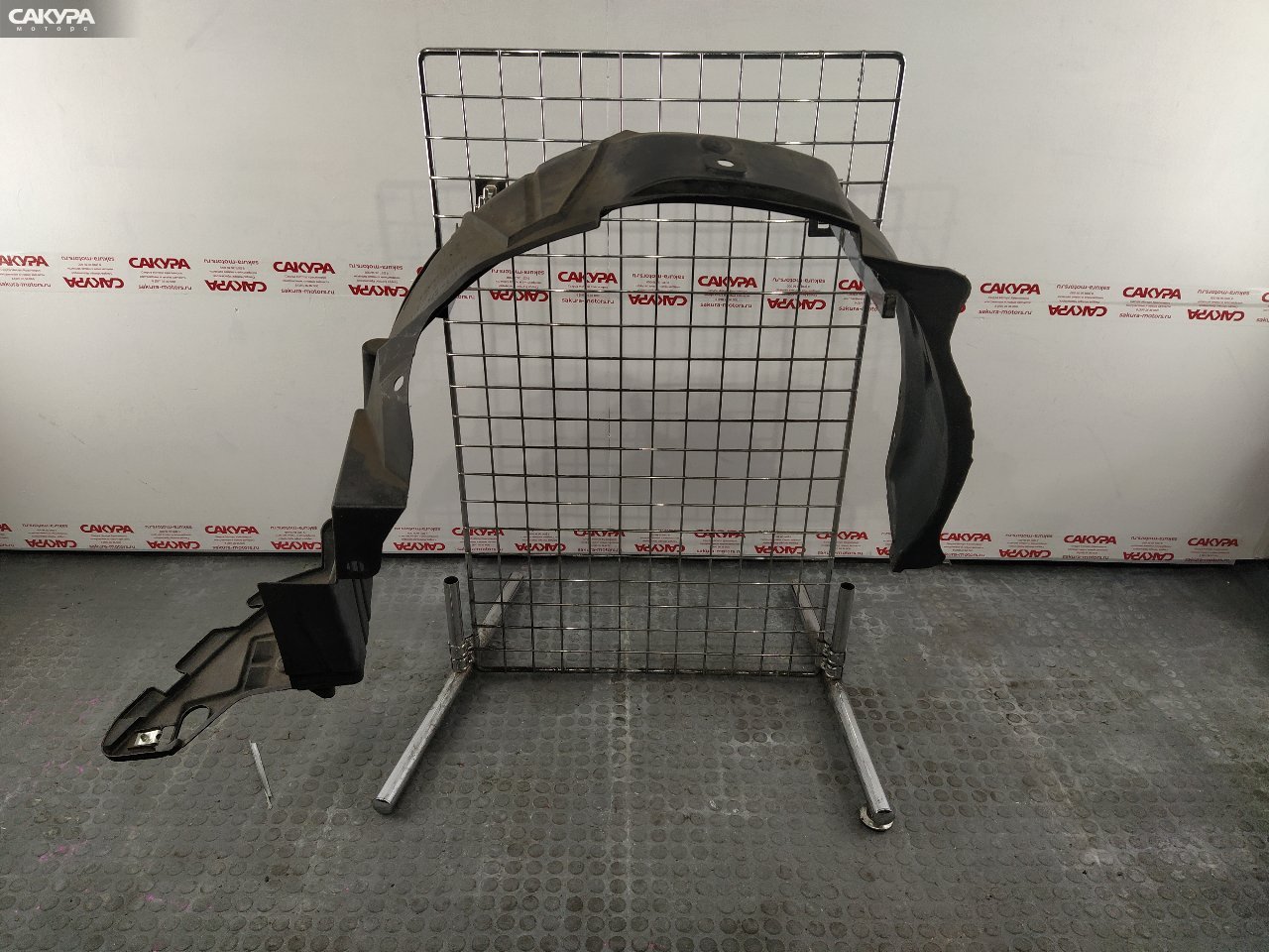Подкрылок передний правый Honda Stream RN1 D17A: купить в Сакура Красноярск.