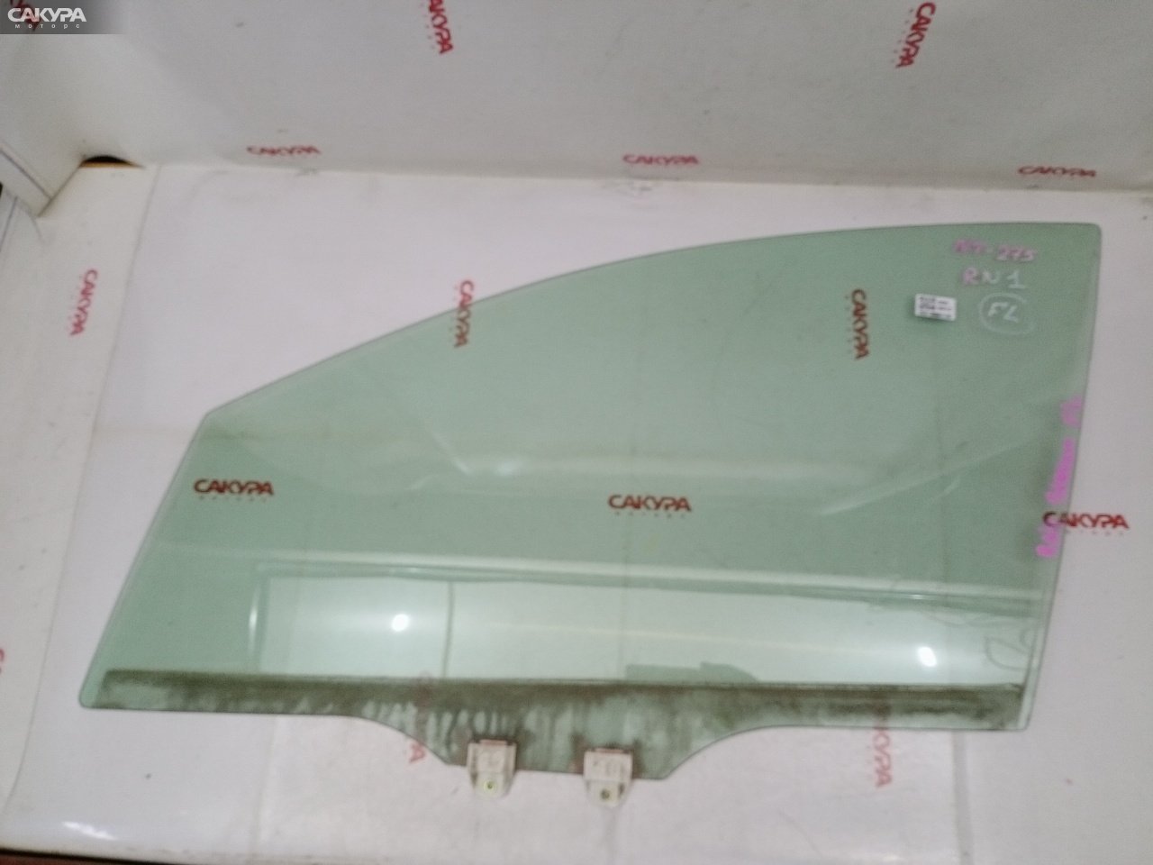 Стекло боковое переднее левое Honda Stream RN1 D17A: купить в Сакура Красноярск.