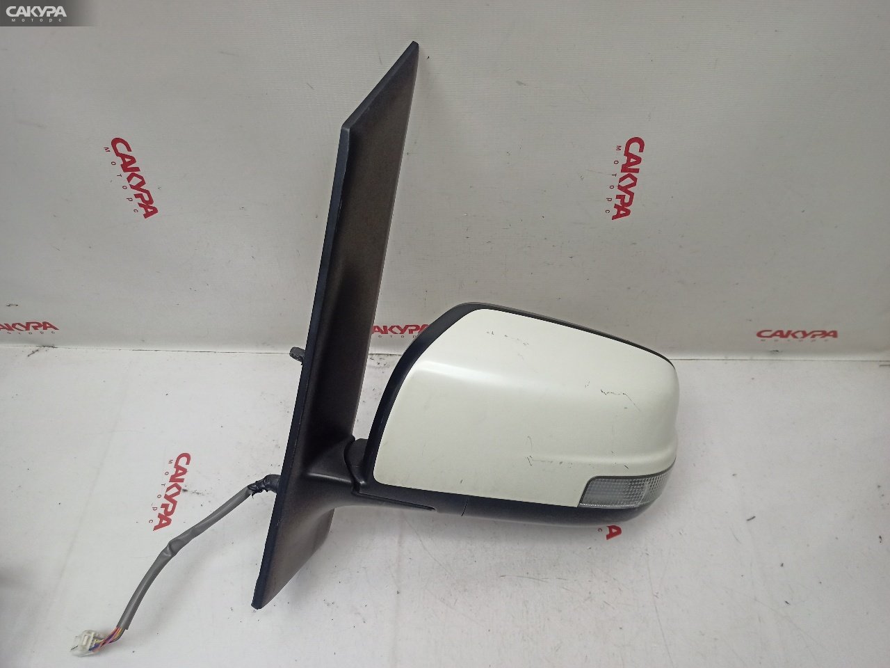 Зеркало боковое левое Nissan Serena C25 MR20DE: купить в Сакура Красноярск.