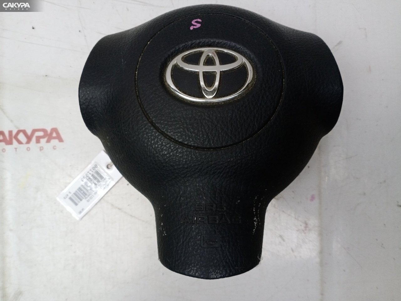 Аирбаг водительский правый Toyota Wish ZNE14G 1ZZ-FE: купить в Сакура Красноярск.