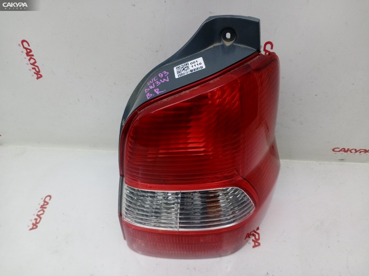 Фонарь стоп-сигнала правый Mazda Demio DW3W B3E 4902: купить в Сакура Красноярск.