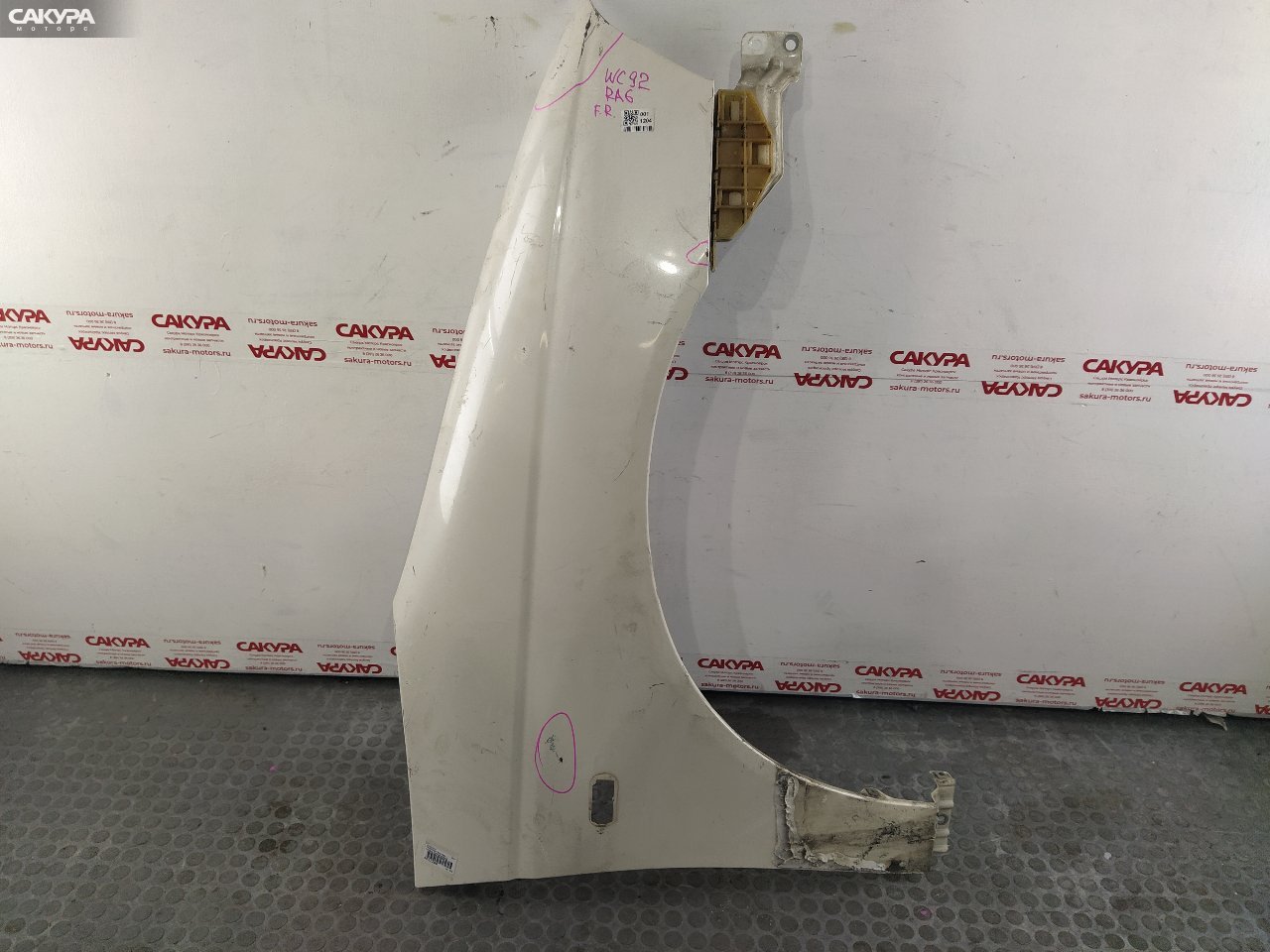 Крыло переднее правое Honda Odyssey RA6 F23A: купить в Сакура Красноярск.
