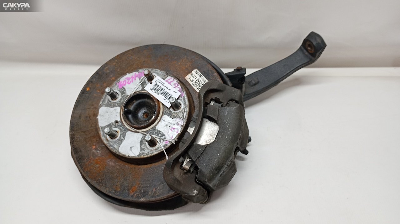 Ступица передняя левая Toyota Brevis JCG11 2JZ-FSE: купить в Сакура Красноярск.
