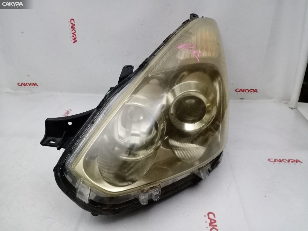 Фара левая Toyota Wish ZNE10G 1ZZ-FE 68-13: купить в Сакура Красноярск.