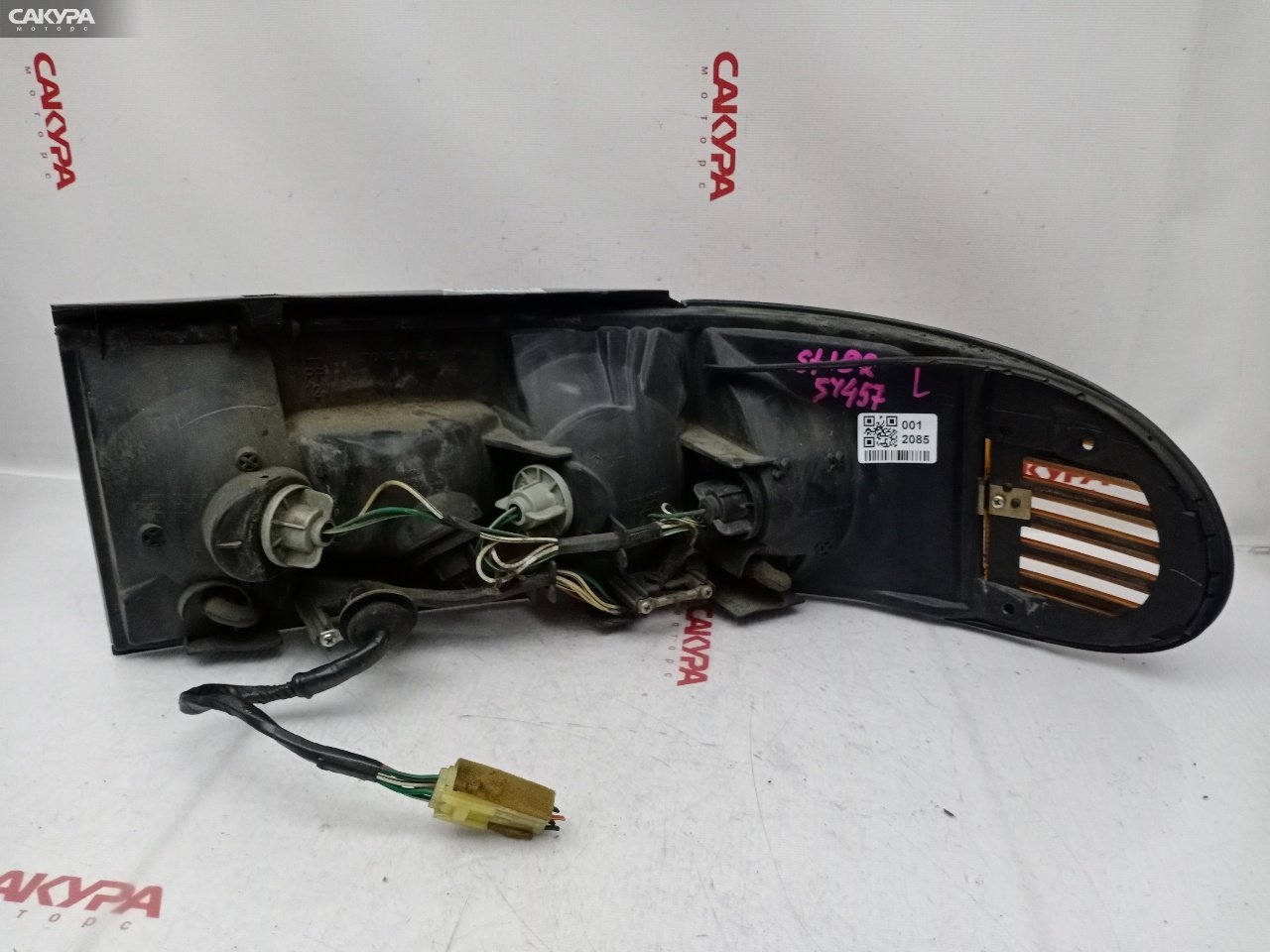 Фонарь стоп-сигнала левый Toyota Celica ST182 3S-GE 20-240: купить в Сакура Красноярск.