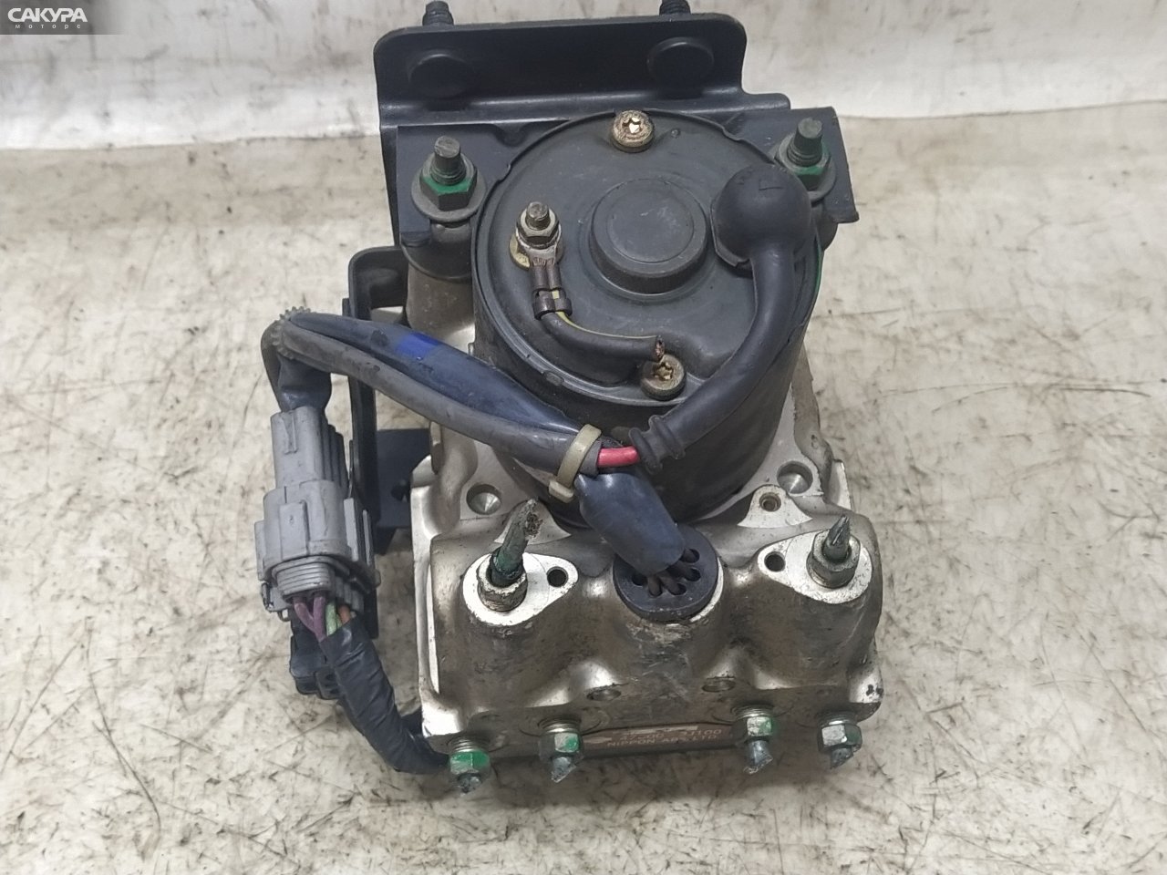 Блок ABS Nissan Bluebird EU14 SR18DE: купить в Сакура Красноярск.