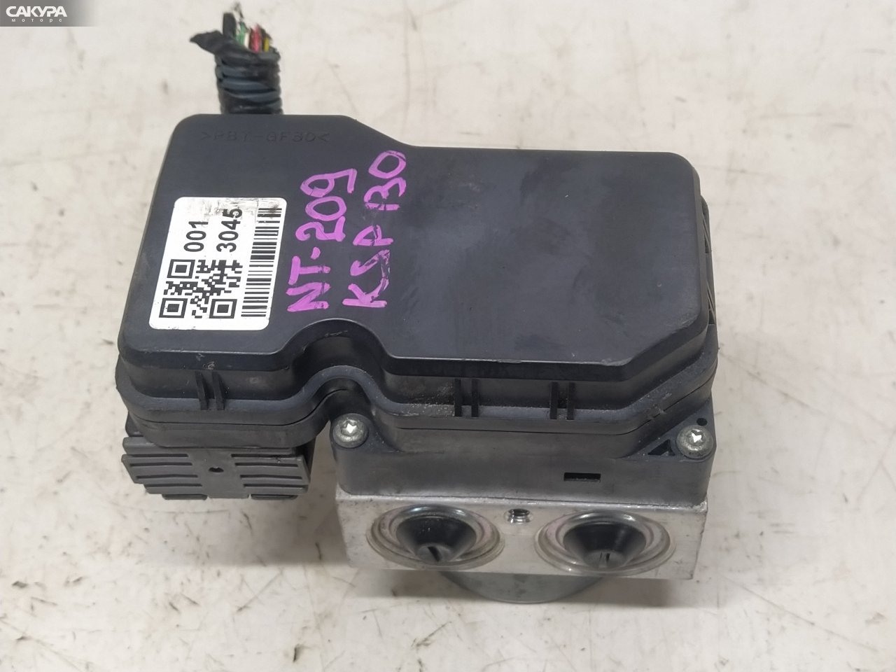 Блок ABS Toyota Vitz KSP130 1KR-FE: купить в Сакура Красноярск.