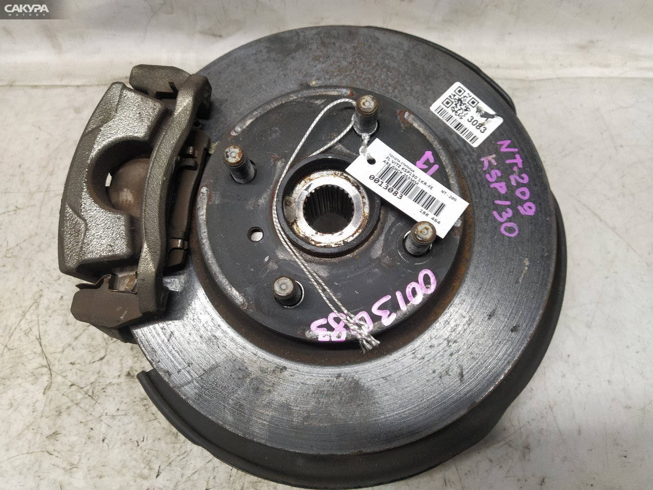 Ступица передняя левая Toyota Vitz KSP130 1KR-FE: купить в Сакура Красноярск.