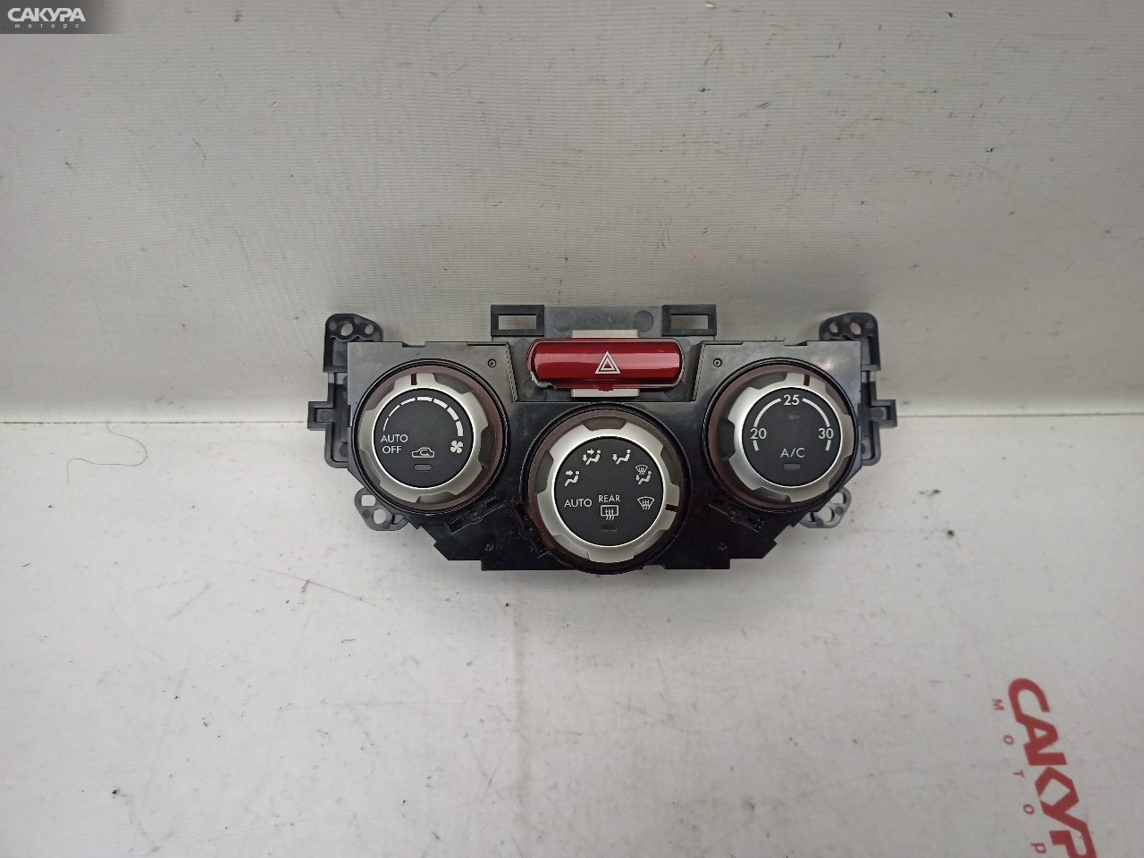 Блок управления климат-контролем Subaru Forester SH5 EJ204: купить в Сакура Красноярск.