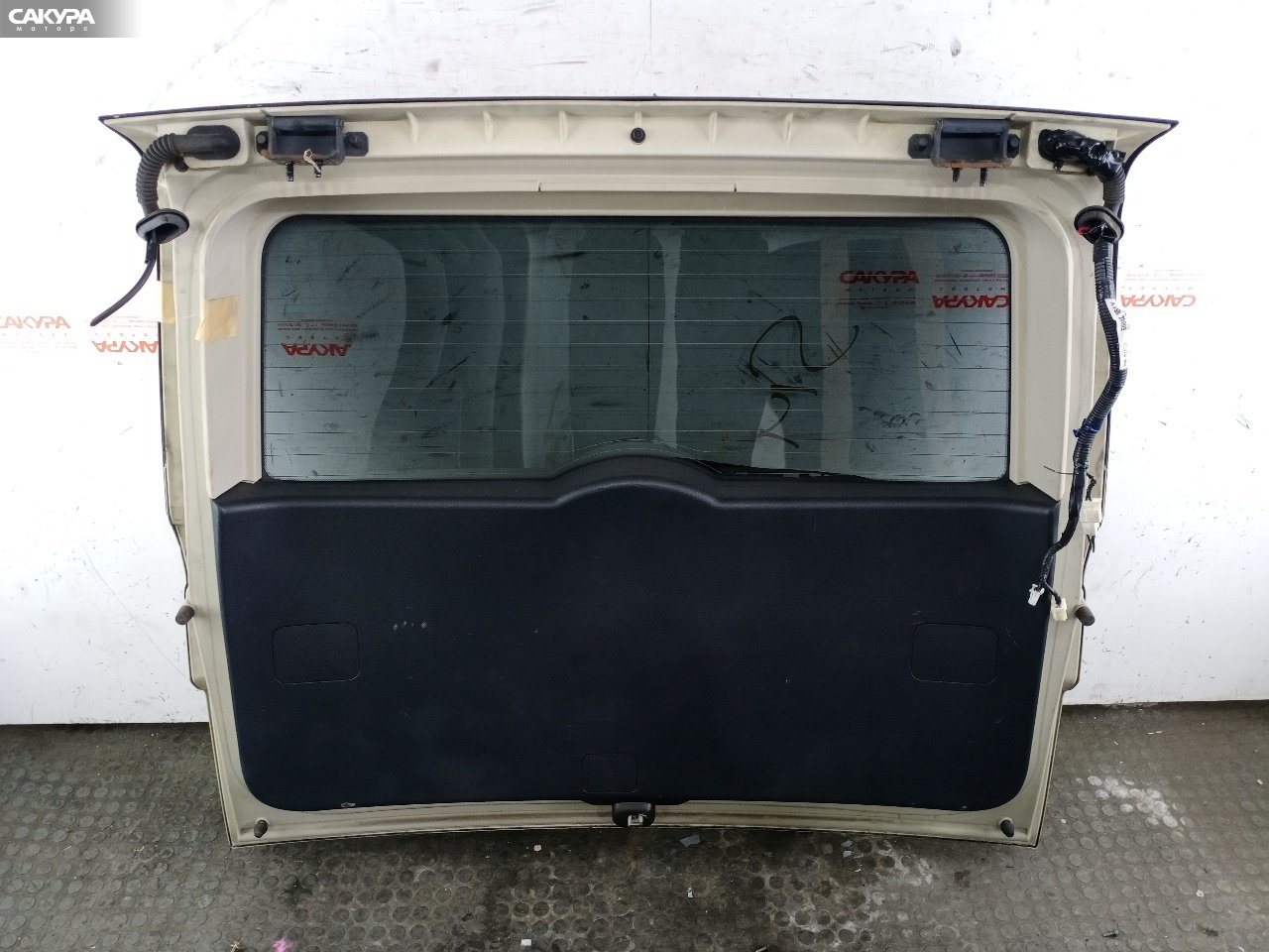 Дверь багажника Nissan Lafesta B30 MR20DE: купить в Сакура Красноярск.
