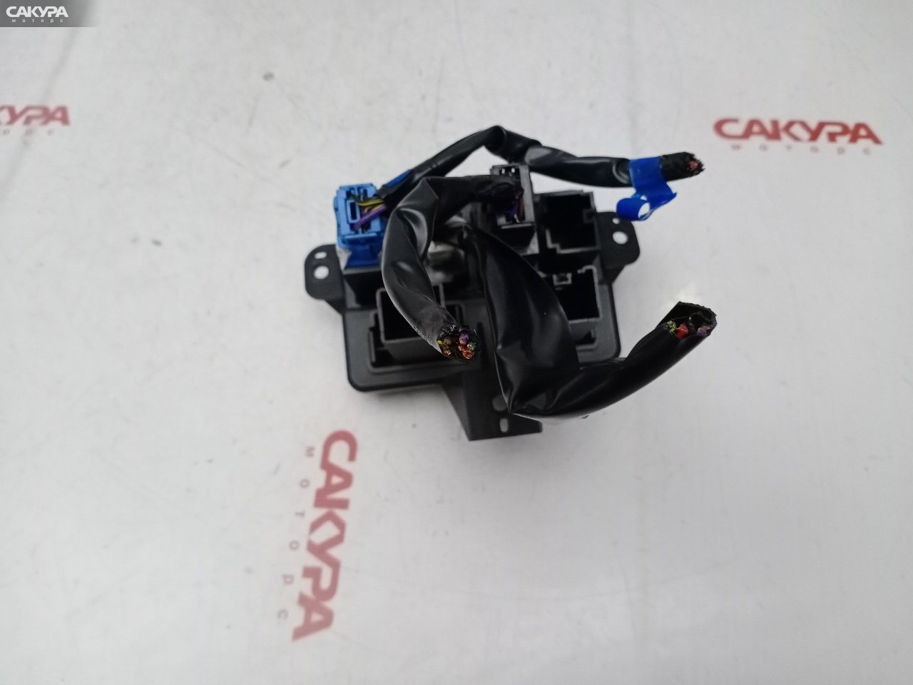 Кнопка включения противотуманных фар Subaru Forester SG5 EJ202: купить в Сакура Красноярск.