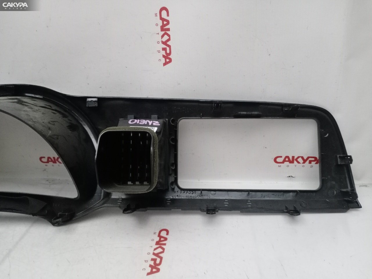 Рамка магнитолы Toyota Wish ZNE10G 1ZZ-FE: купить в Сакура Красноярск.