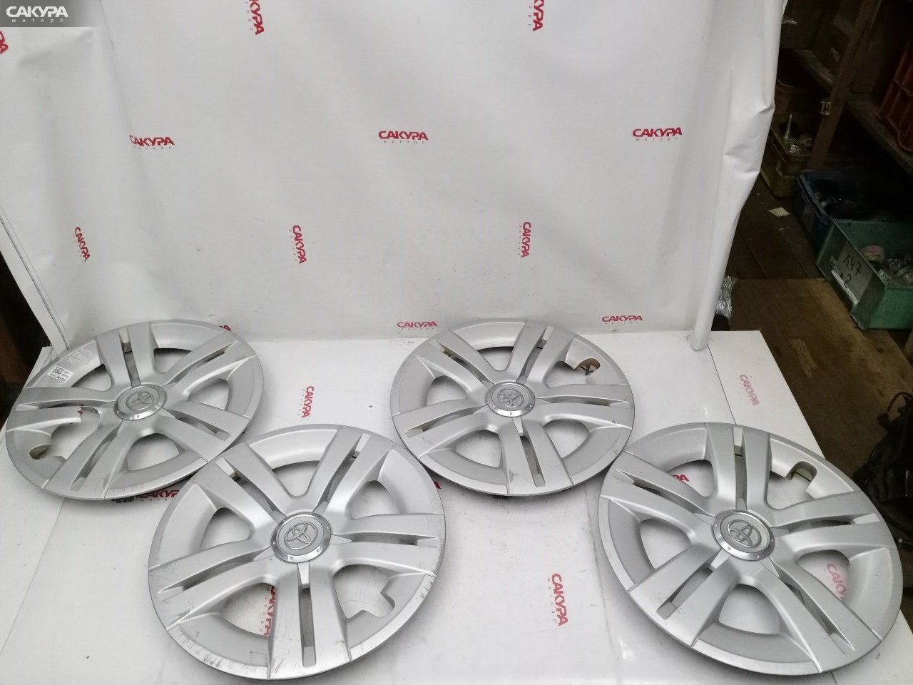 Колпак Toyota Wish ZNE10G 1ZZ-FE: купить в Сакура Красноярск.