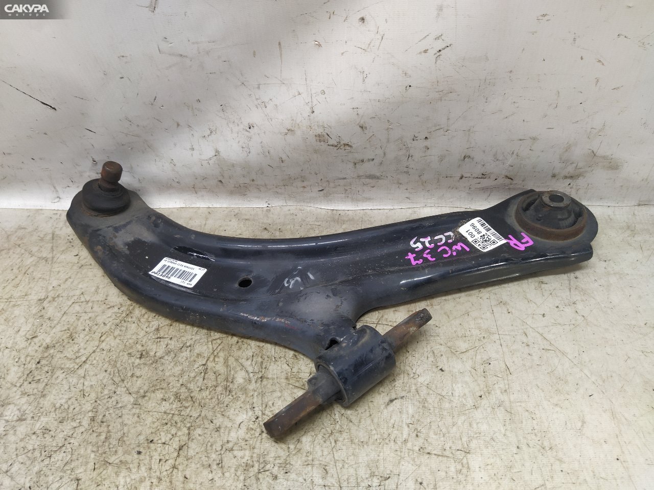 Рычаг подвески передний правый Nissan Serena CC25 MR20DE: купить в Сакура Красноярск.