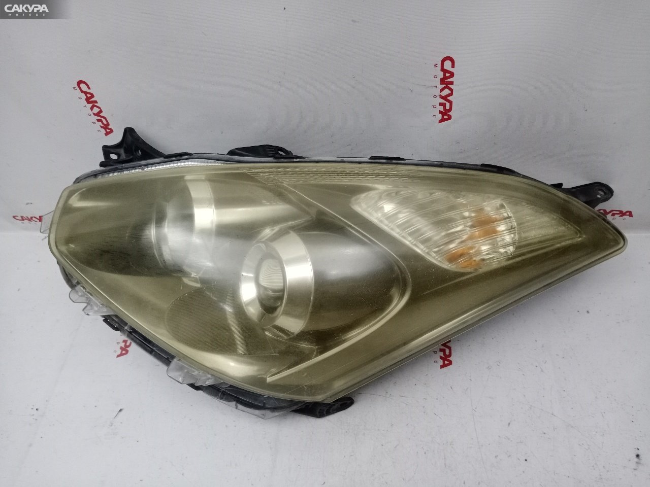 Фара левая Toyota Wish ZNE10G 1ZZ-FE 68-13: купить в Сакура Красноярск.